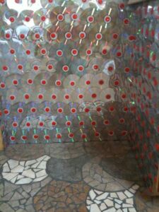 How to Design With Junk and Work with Reclaimed Materials Image